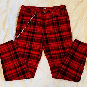 Plaid Skinny Jeans + Chain